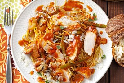 Quick Chicken Cacciatore Pasta, Hidangan Cepat Saji Penuh Warna