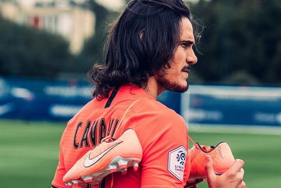 Resmi: Selamat Datang di Manchester United, Edinson Cavani!