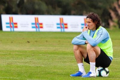 Corona Sempat Bikin Cavani Mau Berhenti dari Sepak Bola dan Hidup di Desa