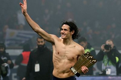 Dapat Nomor Punggung 7 di Manchester United, Ini Yang Dirasakan Cavani