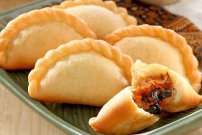 Resep Panada Isi Ikan Tongkol Pedas yang Empuk dan Anti Gagal buat Camilan Rumah