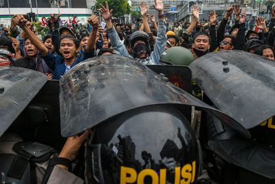 Total, 5.918 Massa Rusuh Demo Omnibus Law Diamankan Polisi