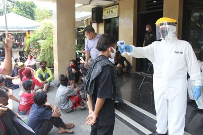 Dari 1.377 Pendemo yang Diamankan di Jakarta, 47 Orang Reaktif Corona