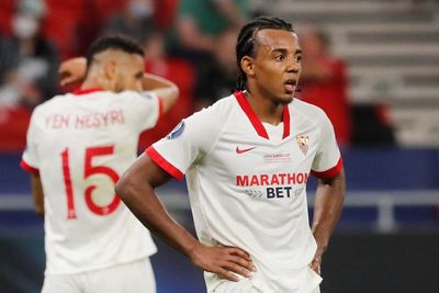 Batal Transfer ke Man City, Jules Kounde Akui Senang Bertahan di Sevilla