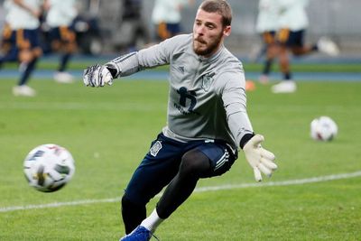 Atas Kekalahan Spanyol dari Ukraina, Enrique: Menyalahkan De Gea Adalah Kebiasaan Buruk