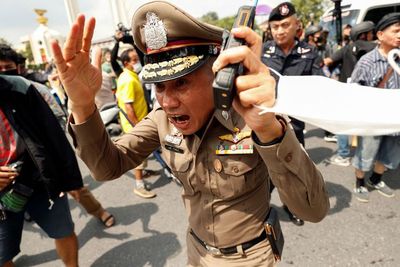 Bentrok Gulingkan Rezim Militer, Thailand Pakai Dekrit Darurat Tangkapi Pemimpin Demo