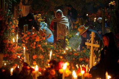 Perayaan Mexico s Day of the Dead di Tengah Pandemi Berjalan Sepi