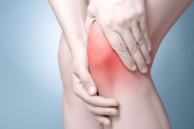 Urat Lutut Putus Karena Olahraga Kini Bisa Ditangani Lebih Aman dengan Ligamen Buatan