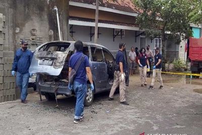 Geger, Istri Seorang Dokter Spesialis Tewas Dibakar di Dalam Mobil, Masih Kerabat Jokowi