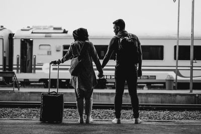 Kangen Jalan-Jalan? Ini Dia Rekomendasi Wisata Lokal untuk Long Weekend