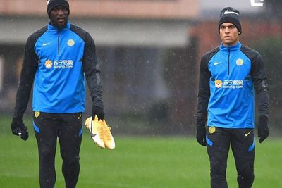 Menuju Duel Inter Shakhtar, Conte Menaruh Harapan pada Lautaro dan Lukaku