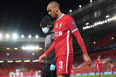 Krisis Bek Tengah, Fabinho Cedera Hamstring dalam Kemenangan Liverpool Atas Midtjylland