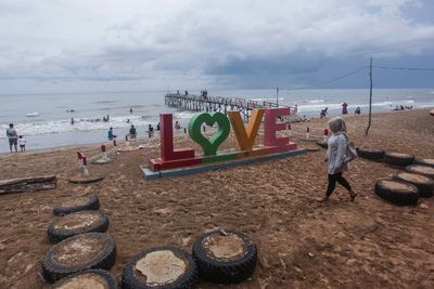 FOTO: Wisata Pantai Asmara di Kalimantan Selatan