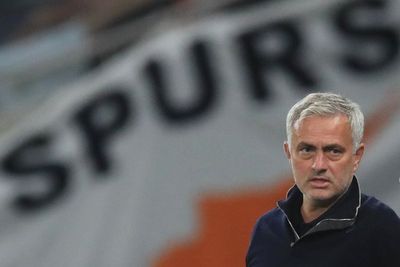 Klasemen Sementara Liga Primer: Spurs Posisi 6, Bagi Mourinho Terlalu Dini untuk Menilai