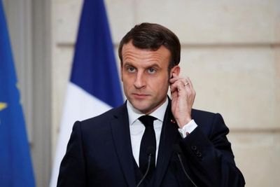 Penusukan di Gereja Prancis Tewaskan 3 Orang, Presiden Macron Perketat Keamanan Nasional