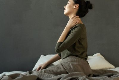 Studi Menemukan Salep CBD Bisa Meredakan Nyeri Sendi