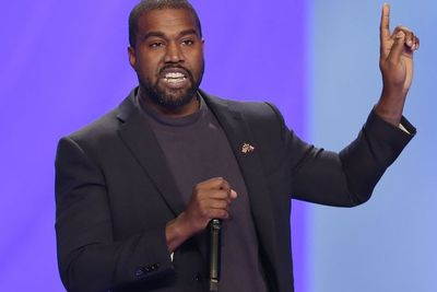 Kanye West Tunda Konser di Prancis, Terkait Isu Larangan Masuk
