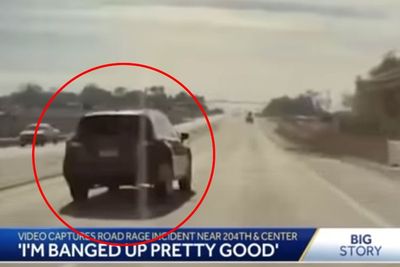 Momen Kecelakaan Akibat Emosi di Jalan yang Ditangkap Kamera Mobil Tesla