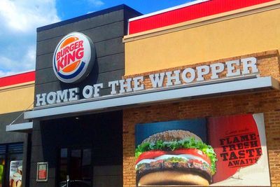 Burger King Minta Pelanggan Pesan di McDonald s dan Warteg, Alasannya Bikin Terharu