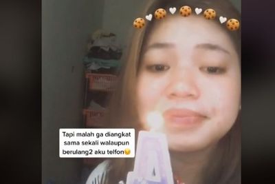 Niat Beri Kejutan Kekasih, Cewek Ini Malah Nangis, Berakhir Tiup Lilin Sendiri