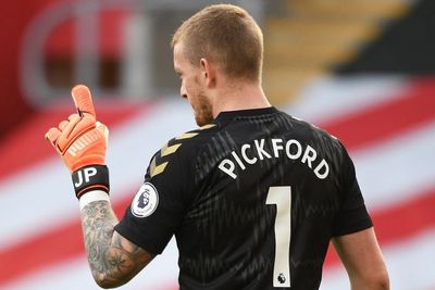 Southgate Tetap Panggil Pickford ke Skuad Inggris Setelah Insiden Tekel Van Dijk