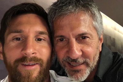 Sang Ayah Bantah Rumor Messi akan Pindah ke PSG: Hoax!