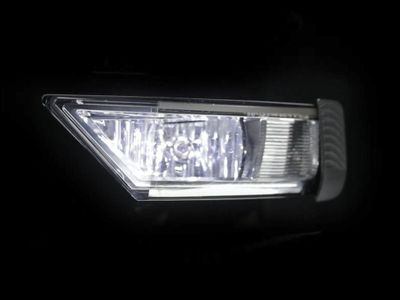 Teknologi Pemanas Lampu Depan Mobil Ini Bisa Jadi Fitur Keamanan Masa Depan