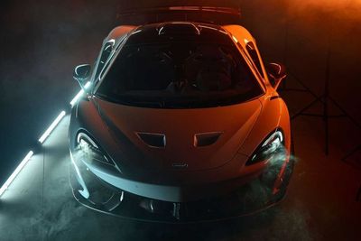Novitec Modifikasi McLaren 620R Hingga Miliki Tenaga 701 HP!