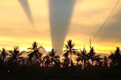 Sinar Matahari Menembus Awan di Banyuwangi Bikin Heboh Netizen: Cantik tapi Bikin Takut