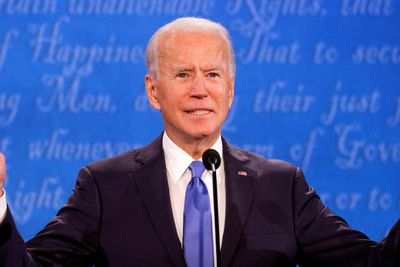 Sebut Tak Bertanggung Jawab, Joe Biden Tak Khawatirkan Klaim Kemenangan Donald Trump