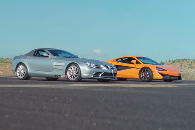 Seperti Ini Pertandingan Antara Mobil Mercedes SLR McLaren dan McLaren 540C