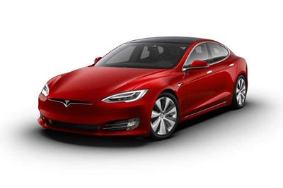 Tesla Model S Kini Bisa Melaju Hingga 658 Km, Kalahkan Mobil Lucid Air