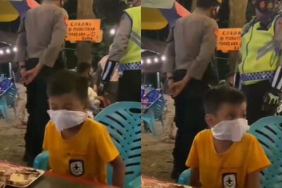 Panik saat Ada Razia Masker di Tempat Makan, Bocah Ini Sulap Tisu Jadi Masker