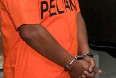 Pria Ngaku Sakti Duduk di Bahu Jalan Tewas Dihantam Truk, Sopir & Kenek Jadi Tersangka