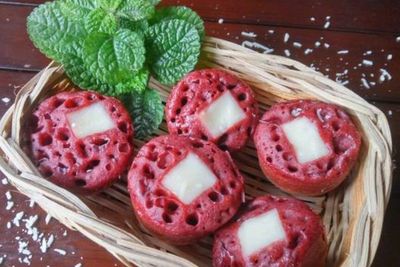 Cobain Enaknya Kue Cubit Red Velvet Keju