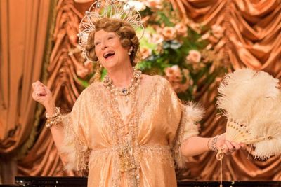 Florence Foster Jenkins (2016) - Wanita dengan Suara Mengerikan yang Menjadi Penyanyi