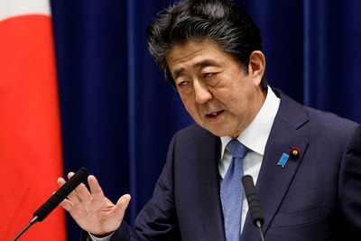 Kantor Mantan PM Jepang Abe Diduga Telah Habiskan Jutaan Yen untuk Pesta
