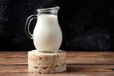 Cocok untuk Vegan, Ini Manfaat Susu Oat Bagi Kesehatan