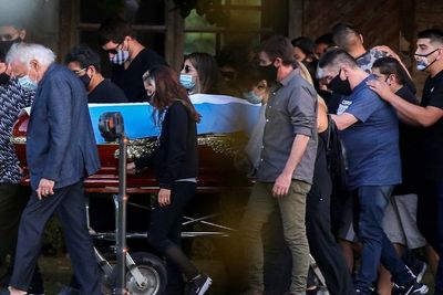 Dokter Pribadi Maradona Diperiksa Polisi Atas Dugaan Pembunuhan Tak Disengaja