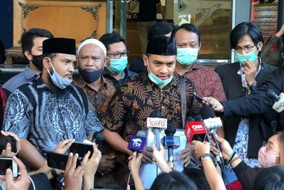Habib Rizieq dan Menantu Tak Penuhi Panggilan Polisi, Ini Penjelasan Kuasa Hukumnya