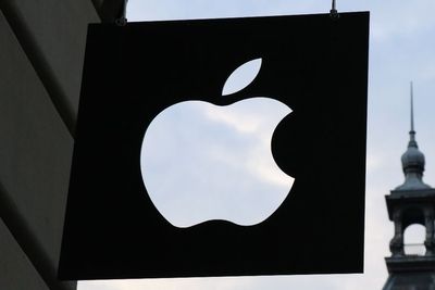 Apple Didenda Rp169 Miliar di Italia Terkait Klaim Fitur Tahan Air di iPhone
