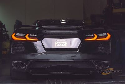Mendengar Auman Corvette C8 dengan Mesin Supercharged Pertama di Dunia