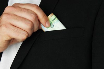 5 Tips Menghindari Diri dari Godaan Korupsi