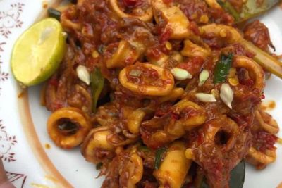 Begini Cara Mudah Bikin Cumi Terasi, Pedas dan Nikmat