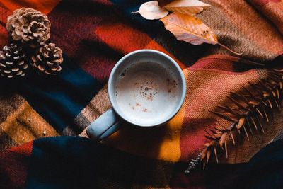 Benarkah Cokelat Panas Buatan Sendiri Bisa Membuat Lebih Pintar?