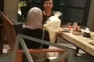 Cinta Berkali-kali Ditolak, Pria Ini Nekat Nembak Gebetan, Endingnya Jadi Begini 