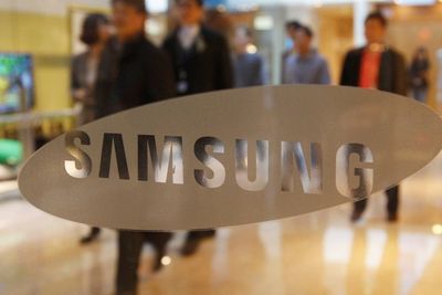 Bukti Samsung Tak Hadirkan Kepala Charger di Galaxy S21 Series Terkuak