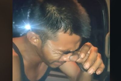 Viral Ayah Telpon Anaknya 12 Tahun Tak Bertemu, Air Mata Jatuh Menahan Rindu, Bikin Sedih