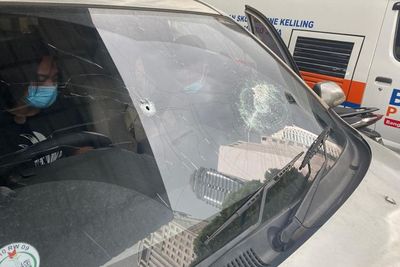 Begini Kondisi Mobil Polisi yang Terlibat Baku Tembak dengan Pengikut Rizieq Shihab