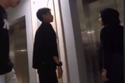 Ketahuan Selingkuh, Cowok Ini Ditampar Ceweknya di Dalam Lift, Cekcok Mulut